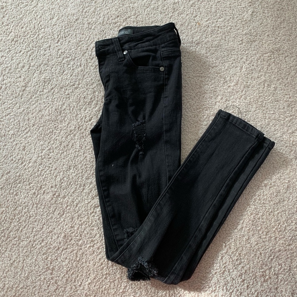 *SOLD ON VINTED* Fashion Nova Ripped Skinny Jeans